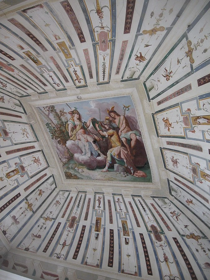 Divinità - Genova Sanpierdarena